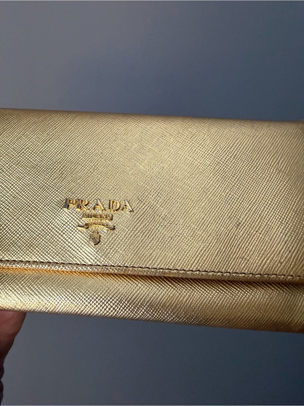Authentic Vintage Prada Metallic Gold Saffiano Continental Clutch Wallet - Picture 13 of 16
